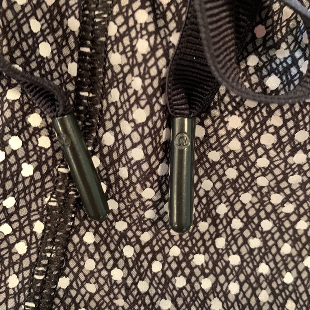 lululemon athletica Black and White Polka Dot Running Shorts - Picture 7 of 13
